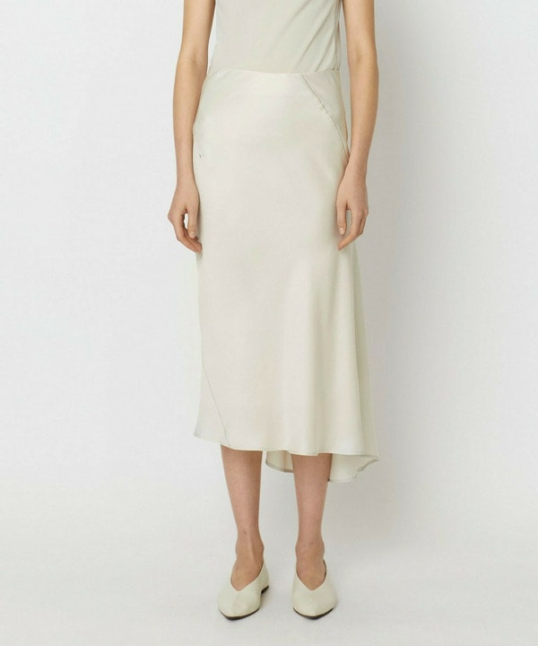 CREPE TWILL “BIAS-CUT” “SPIRAL-SEAMED” SKIRT 詳細画像