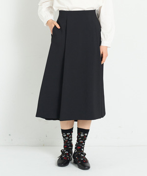 タックフレアースカート