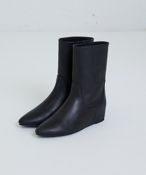 レザーミドルブーツ